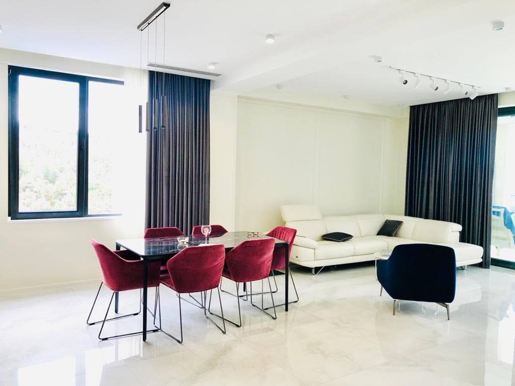 Renovation 4 – Minimalism in Perfect Harmony of Elegance and Practicality