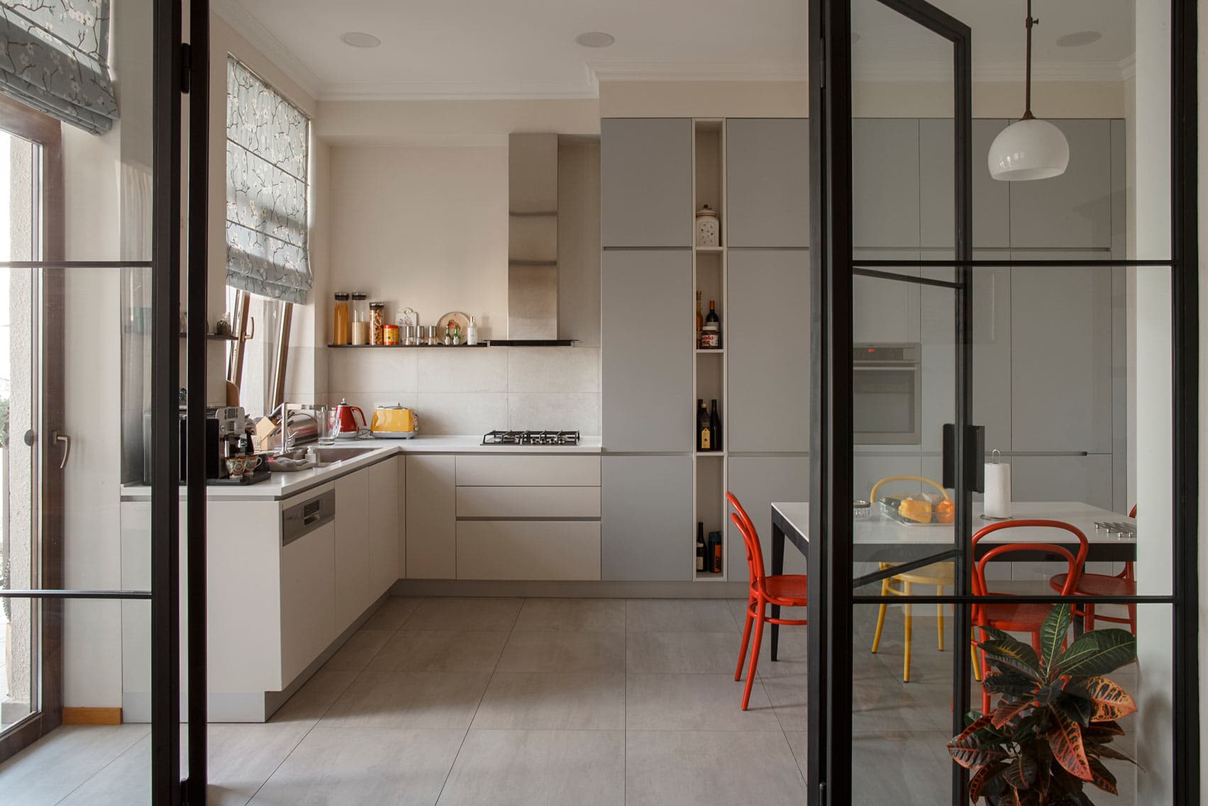 Renovation 6 – Interior Renewal That Combines Classic and Contemporary